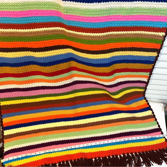 Granny Knitted Afghan Blanket Multicolor Retro - Picture 4 of 4